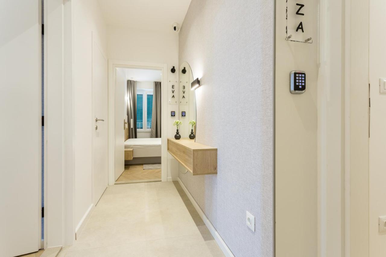 Top Floor Luxury Rooms สปลิท ภายนอก รูปภาพ